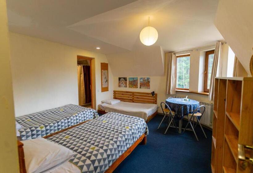 컴포트 트리플 룸, Lermont Guest House