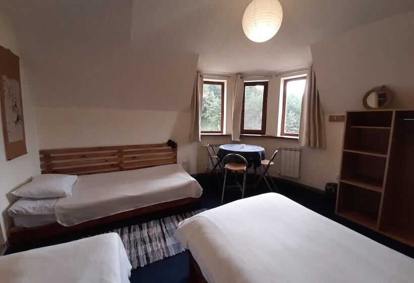 Трехместный Номер Комфорт, Lermont Guest House