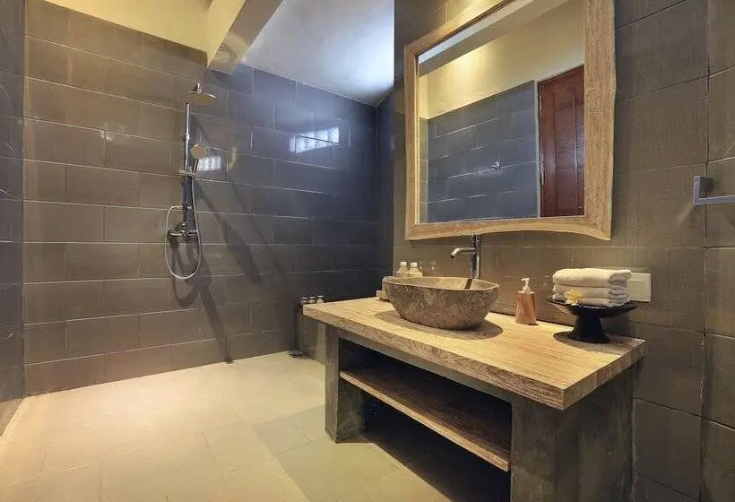 ３ベッドルームのデラックスビラ, Batu Agung Villas