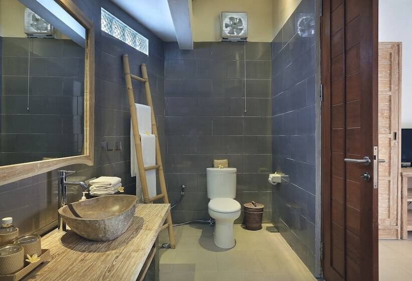 וילה דלוקס 3 חדרים, Batu Agung Villas