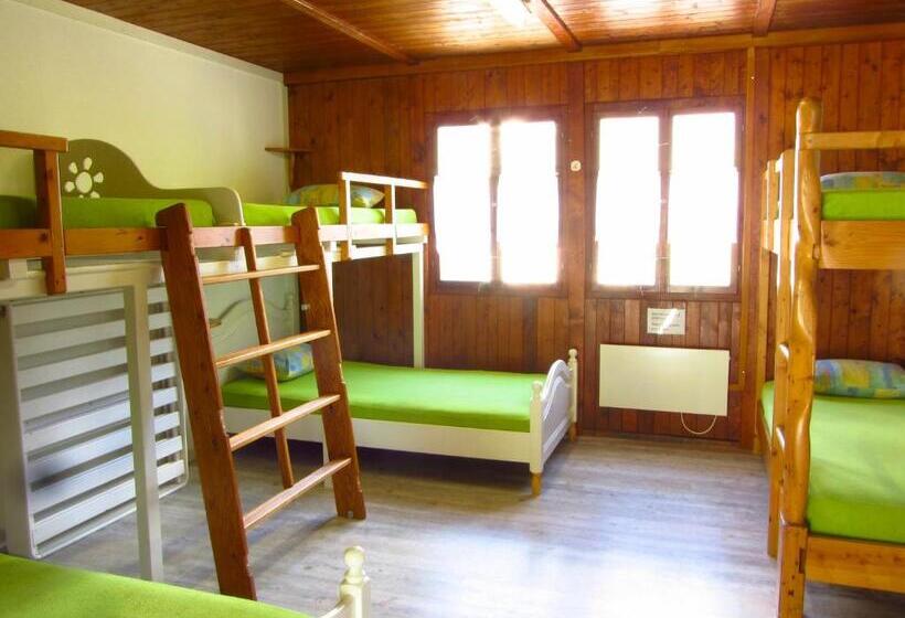 חדר משפחתי חדר אמבטיה משותף, Baracca Backpacker