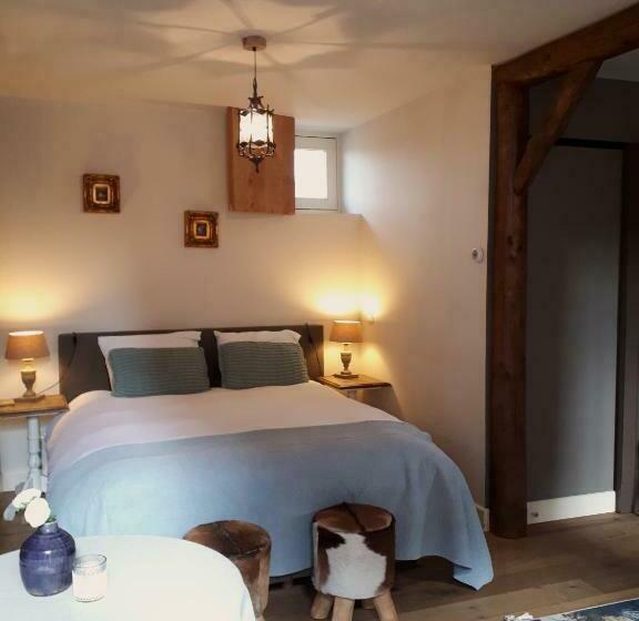 חדר סטנדרט לשלושה, Het Hart Van Alem