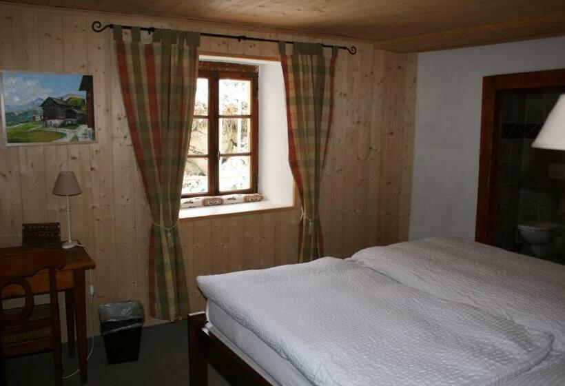 חדר סטנדרט, De La Sage