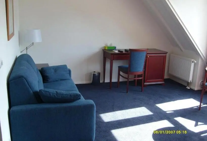 デラックスルーム, De Spaarbankhoeve