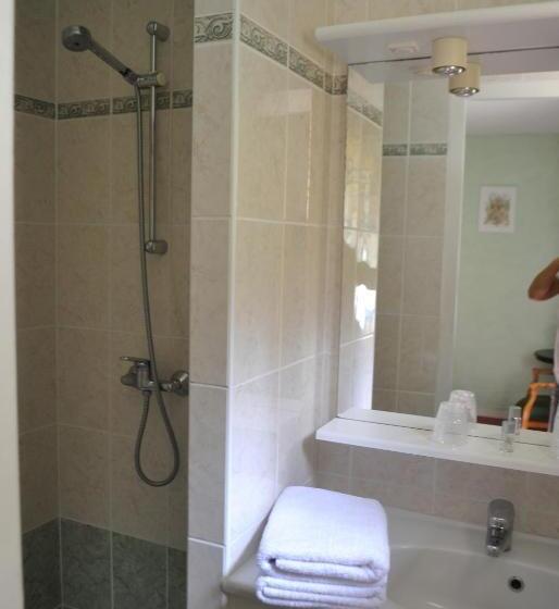 Номер Стандарт, Hôtel Auberge De La Nauze