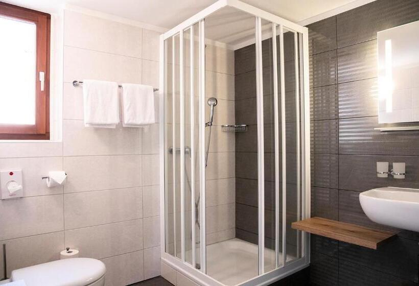 סוויטת ג'וניור, San Bernardo