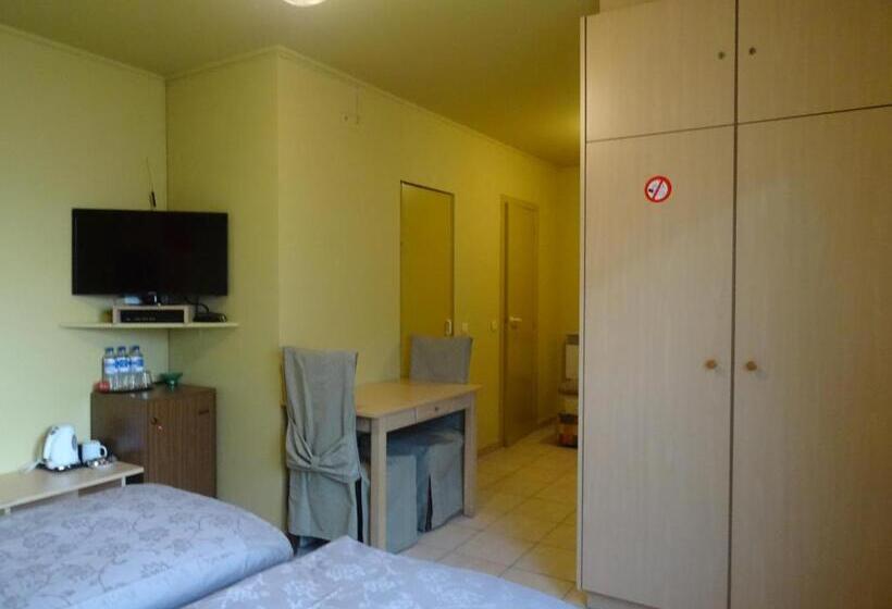 Номер Стандарт Трехместный, Hostellerie Daiseldaele