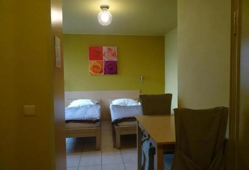スタンダードトリプルルーム, Hostellerie Daiseldaele