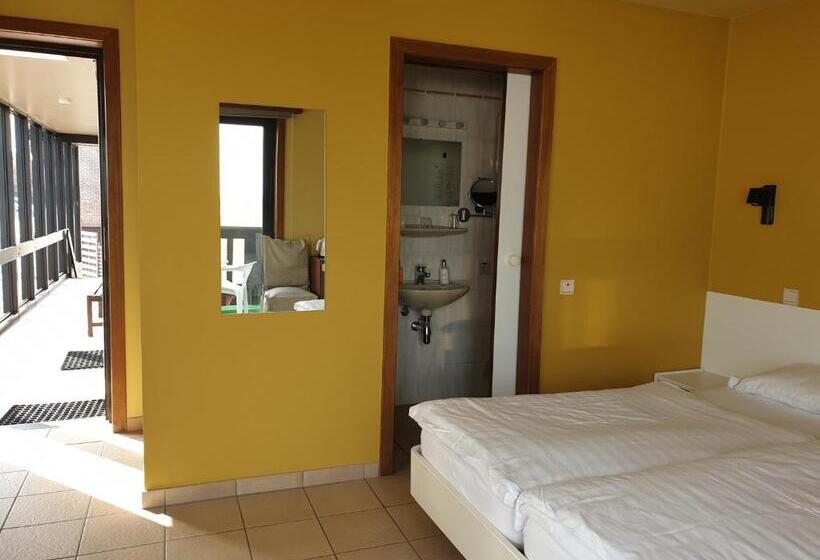 Номер Стандарт с Балконом, Hostellerie Daiseldaele