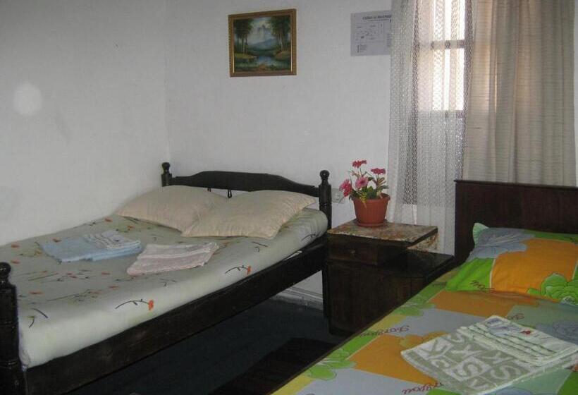 غرفة قياسية حمام مشترك, The Old House Guest House