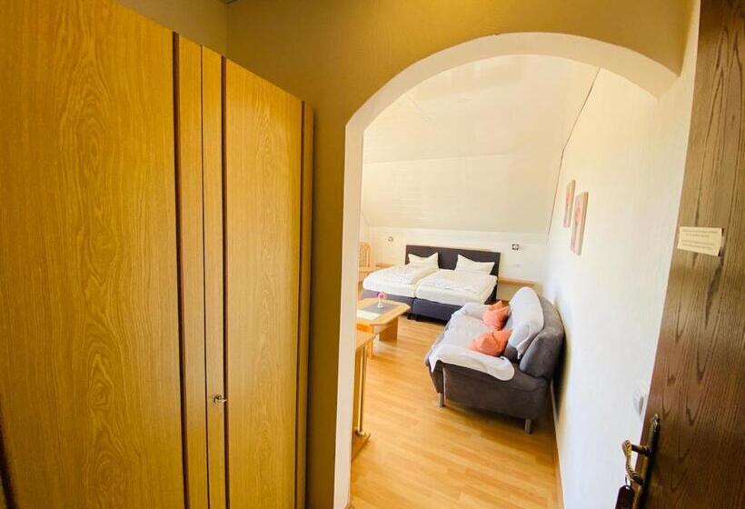 标准间带阳台, Pension Schmitt