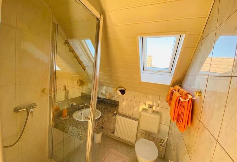 标准间带阳台, Pension Schmitt