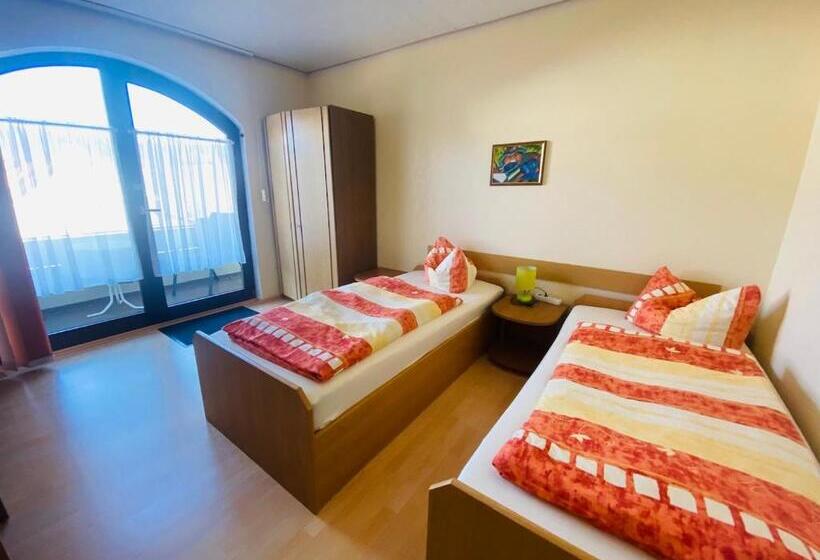 标准间带阳台, Pension Schmitt