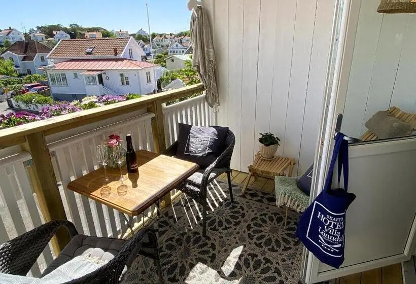 オーシャンビューデラックスルームバルコニー付き, Skaftö Hotell Villa Lönndal, Grundsund