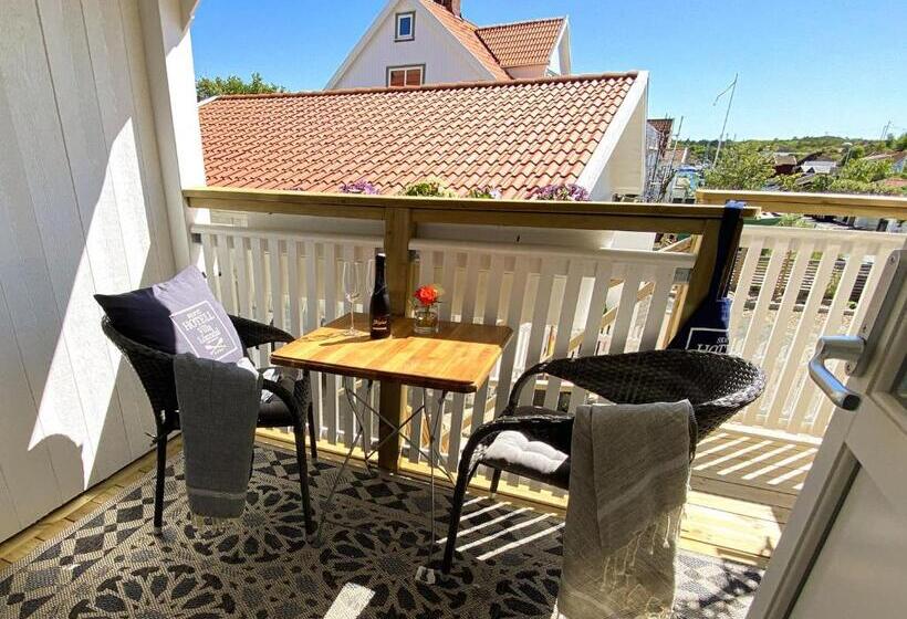 غرفة ديلوكس ذات إطلالة جانبية على البحر, Skaftö Hotell Villa Lönndal, Grundsund