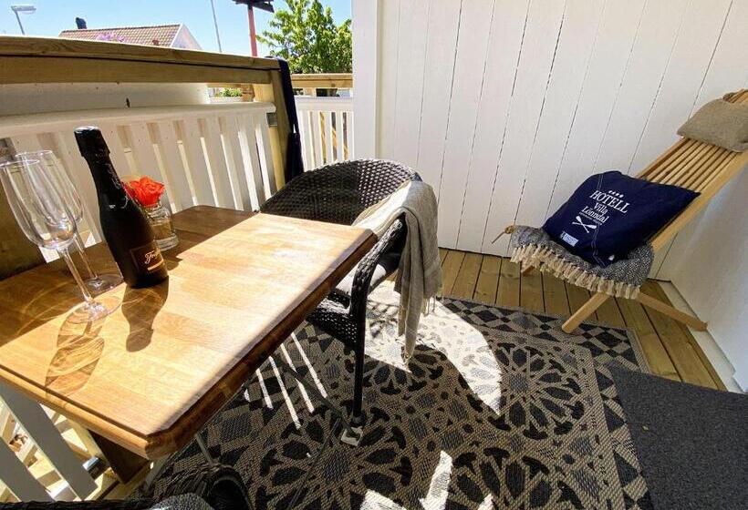 غرفة ديلوكس ذات إطلالة جانبية على البحر, Skaftö Hotell Villa Lönndal, Grundsund