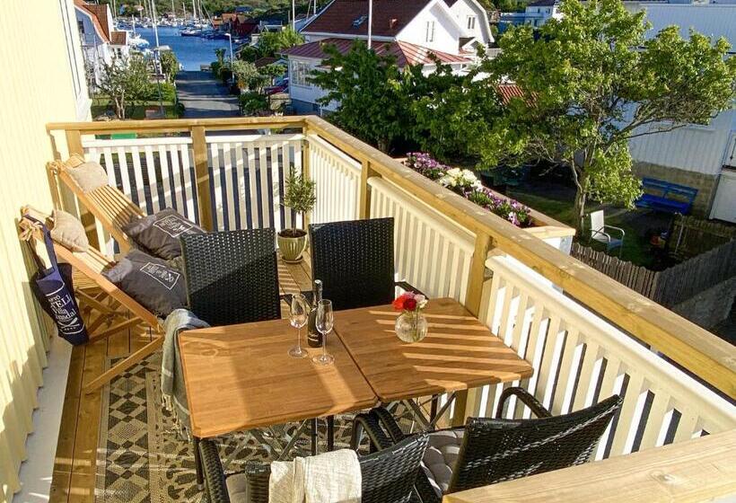 شقة غرفة واحدة مطلة على البحر, Skaftö Hotell Villa Lönndal, Grundsund