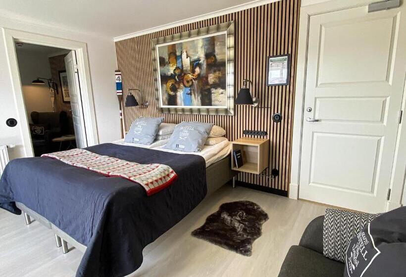 شقة غرفة واحدة مطلة على البحر, Skaftö Hotell Villa Lönndal, Grundsund