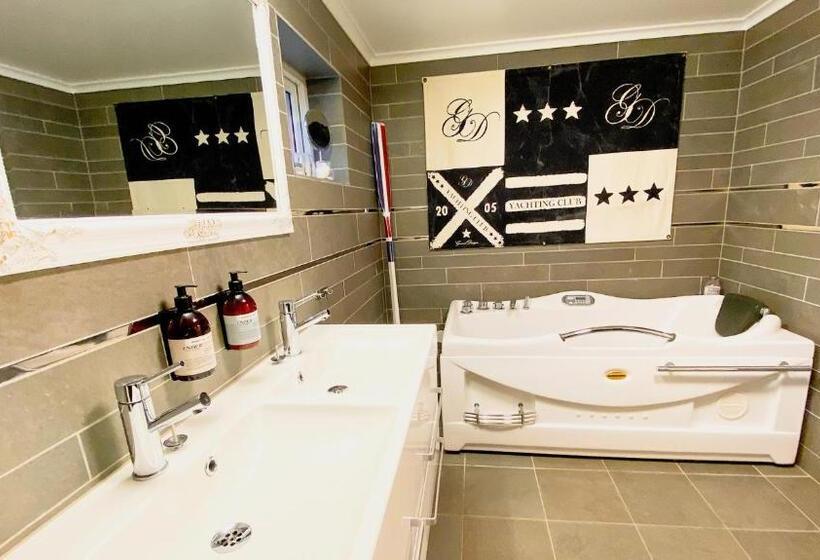 غرفة عائلية, Skaftö Hotell Villa Lönndal, Grundsund