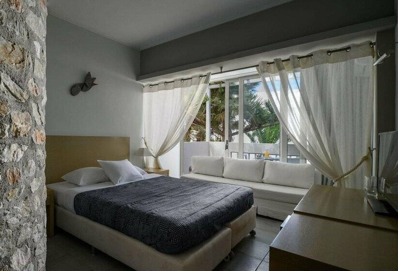 جناح جونيور, Afroditi Venus Beach Resort