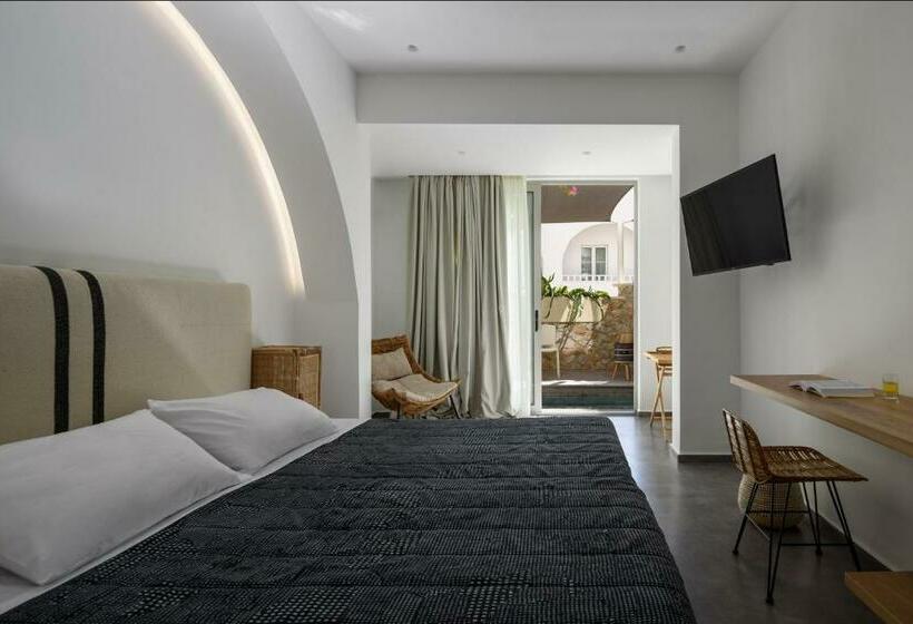 جناح جونيور مزوَّد بجاكوزي, Afroditi Venus Beach Resort