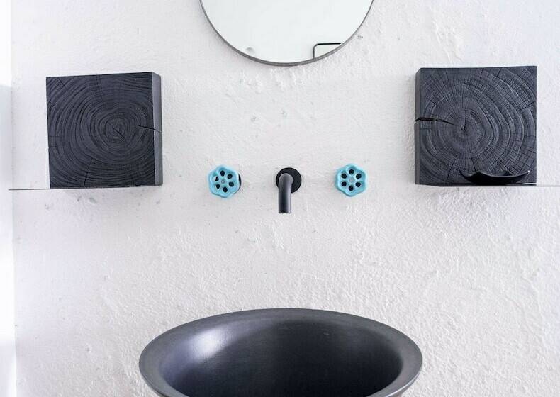 جناح جونيور مزوَّد بجاكوزي, Afroditi Venus Beach Resort