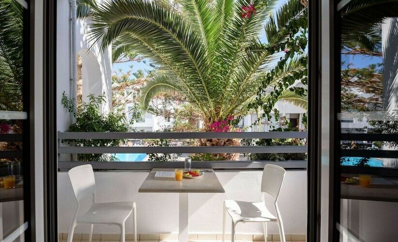 스위트, Afroditi Venus Beach Resort