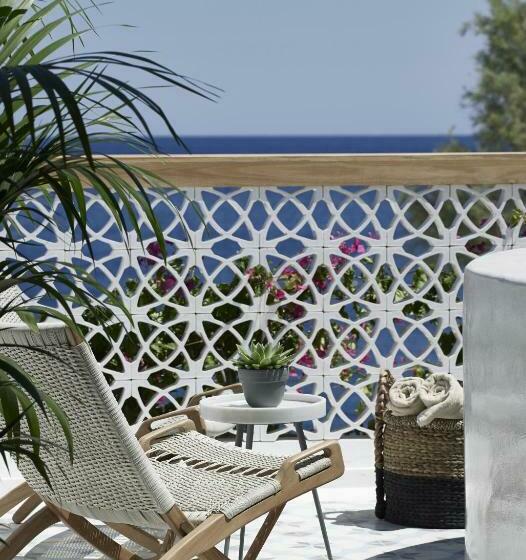 غرفة ديلوكس مطلّة علي البحر, Afroditi Venus Beach Resort