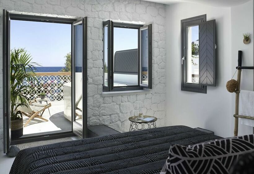 غرفة ديلوكس مطلّة علي البحر, Afroditi Venus Beach Resort