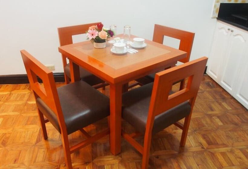 エクゼクティブワンルーム, Bsa Suites Makati