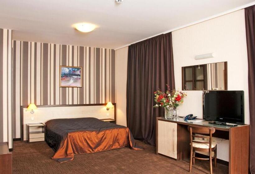 스위트, Business Hotel Premier