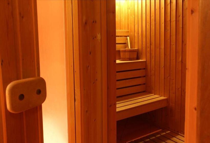 스위트, Business Hotel Premier