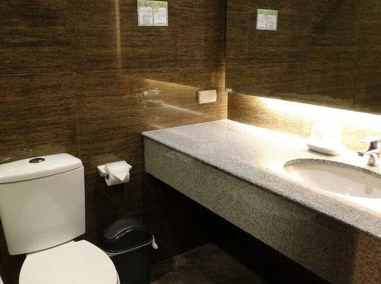 Номер Executive, Citystate Asturias Hotel Palawan