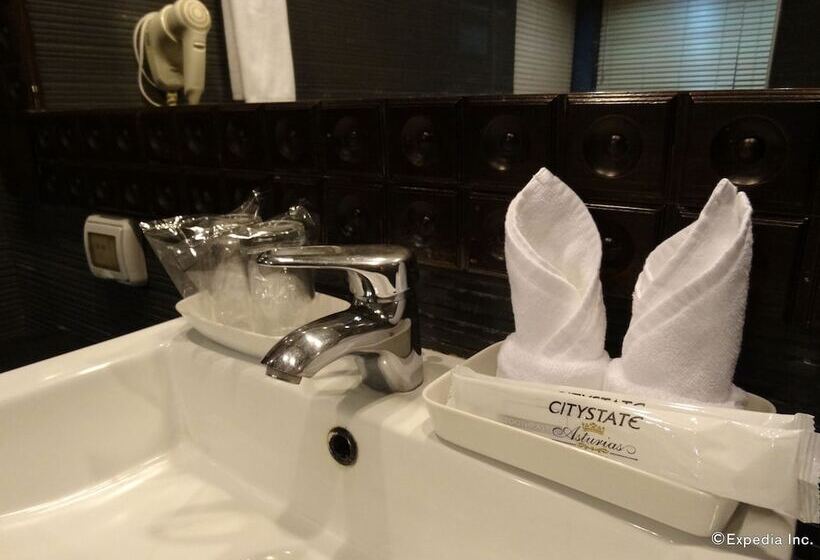 Номер Executive, Citystate Asturias Hotel Palawan