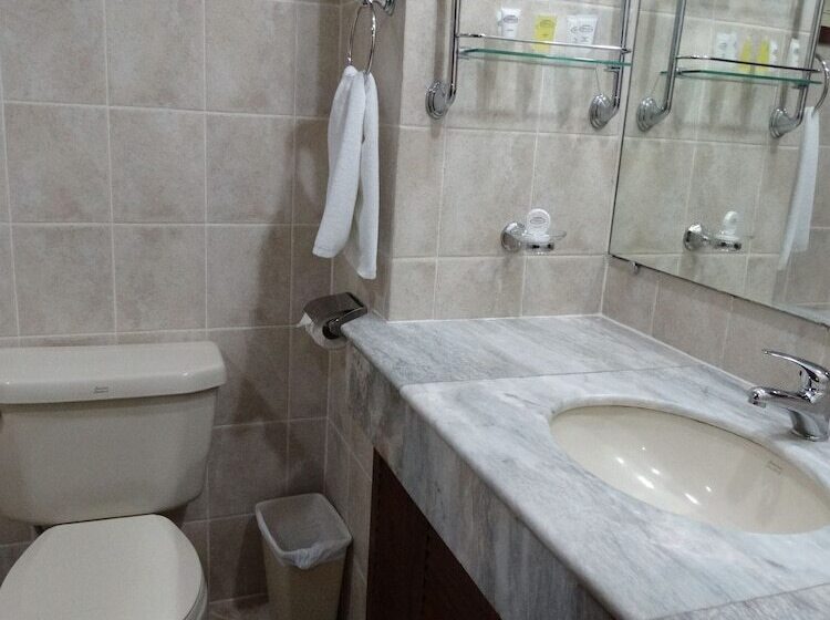 Номер Executive, Citystate Asturias Hotel Palawan