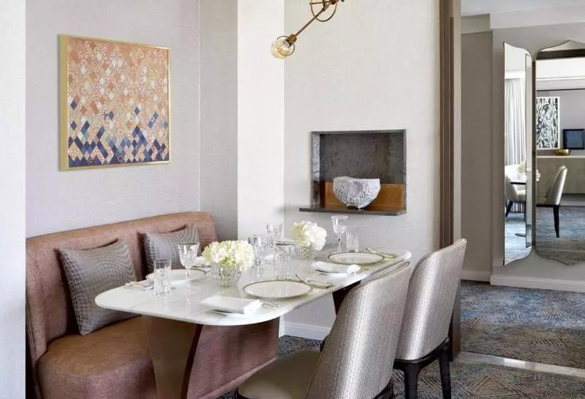 سوییت سوپریور, Four Seasons Hotel Riyadh