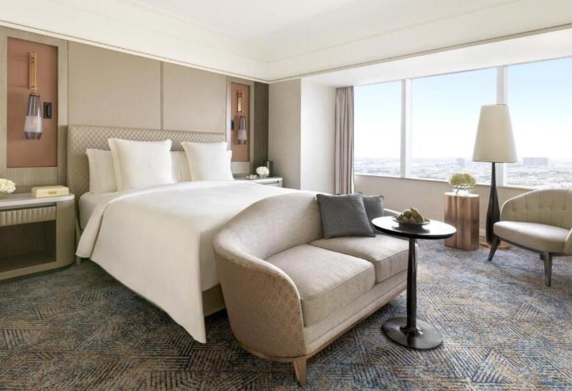 Люкс Superior, Four Seasons Hotel Riyadh