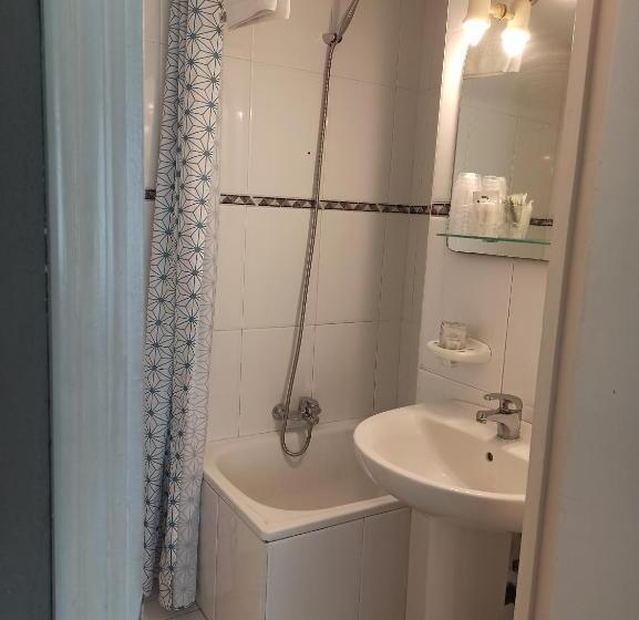 غرفة قياسية, Hostal La Torre