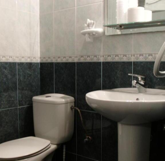 4인용 스탠다드 룸, Hostal La Torre