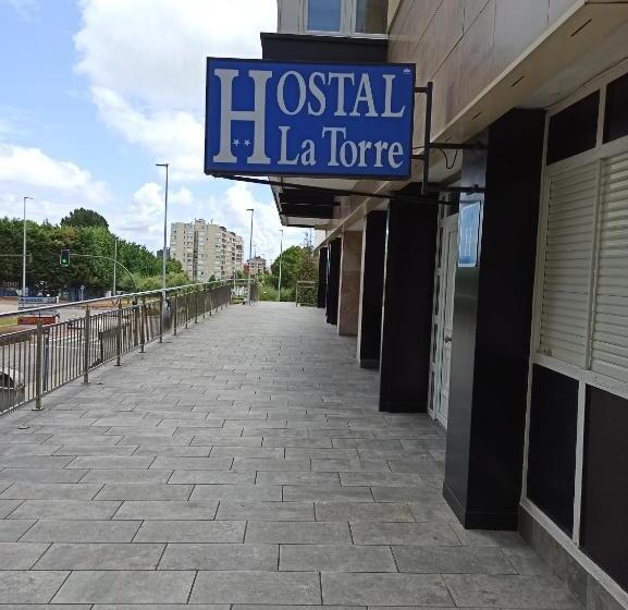 غرفة قياسية رباعية, Hostal La Torre