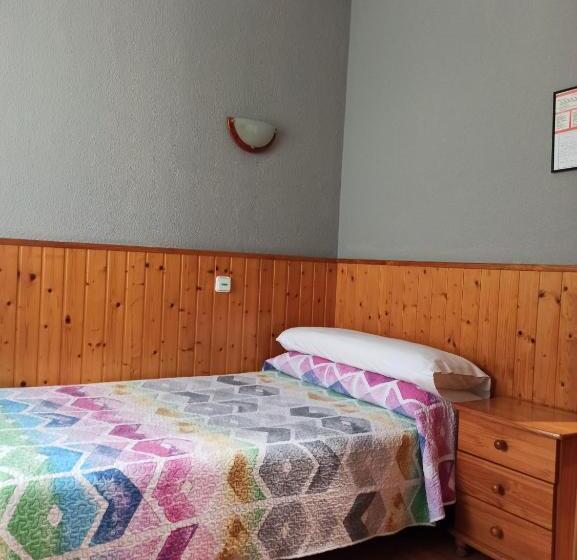 غرفة قياسية فردية, Hostal La Torre