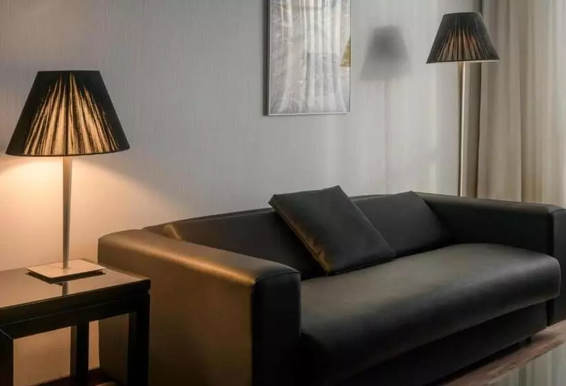 اتاق سوپریور با تخت بزرگ, Ac Hotel Coslada Aeropuerto By Marriott
