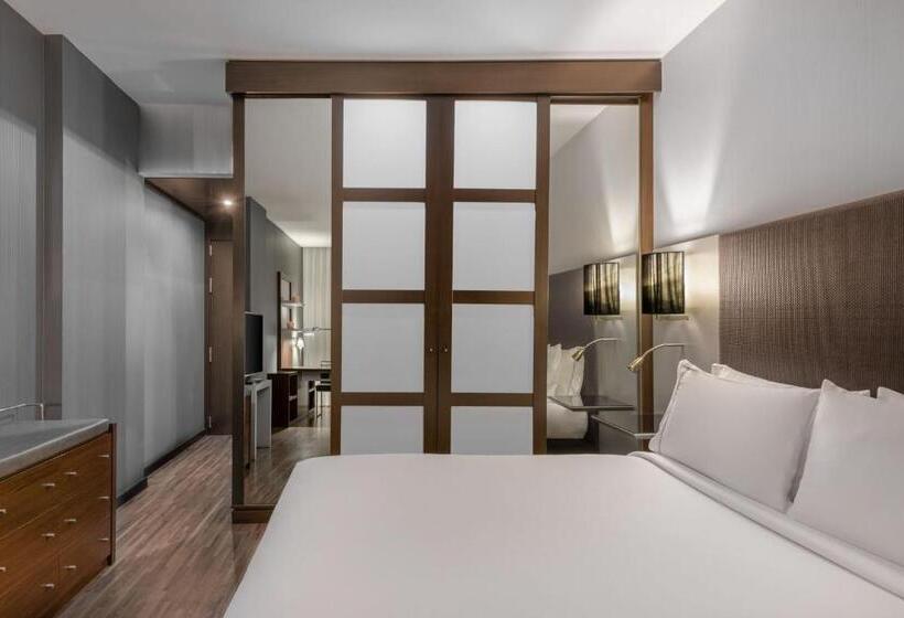 اتاق سوپریور با تخت بزرگ, Ac Hotel Coslada Aeropuerto By Marriott