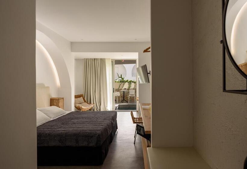 جناح جونيور مزوَّد بجاكوزي, Afroditi Venus Beach Resort