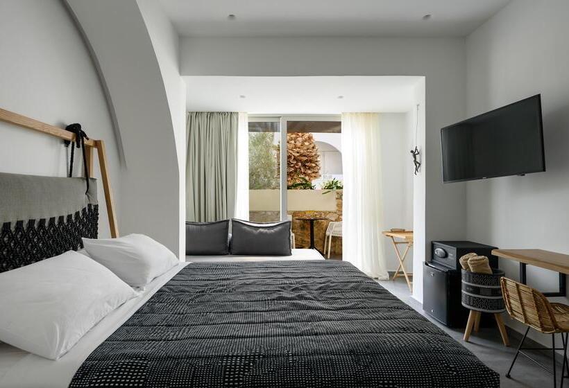 جناح جونيور مزوَّد بجاكوزي, Afroditi Venus Beach Resort