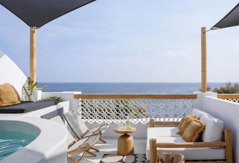 غرفة ديلوكس مطلّة علي البحر, Afroditi Venus Beach Resort