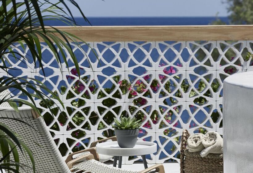 غرفة ديلوكس مطلّة علي البحر, Afroditi Venus Beach Resort