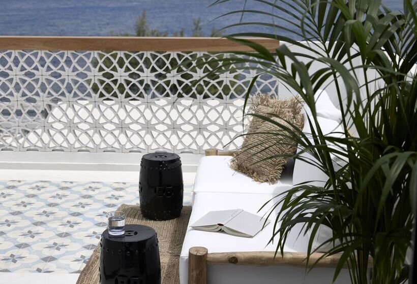 غرفة ديلوكس مطلّة علي البحر, Afroditi Venus Beach Resort