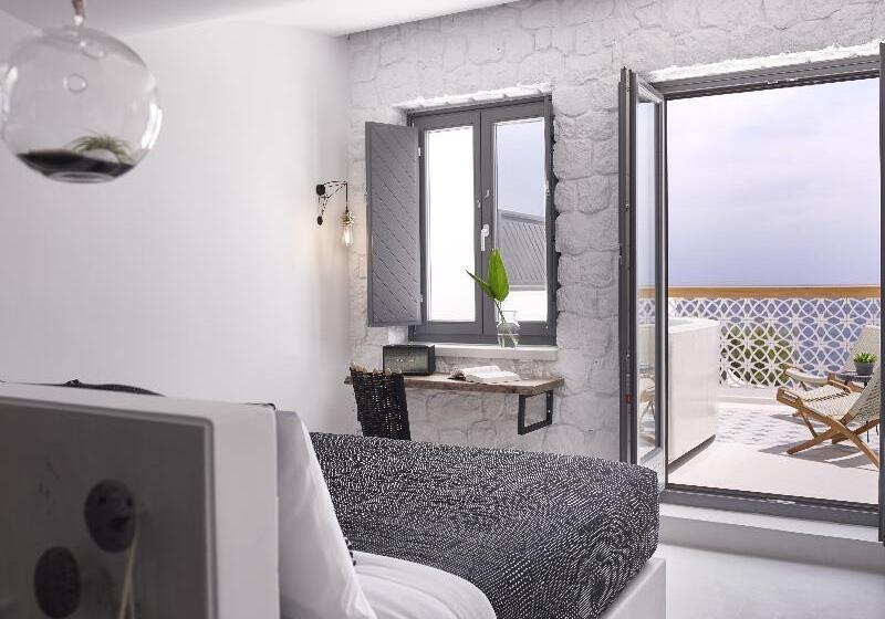 غرفة ديلوكس مطلّة علي البحر, Afroditi Venus Beach Resort