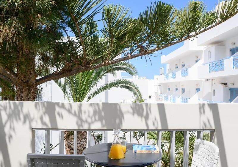 جناح جونيور, Afroditi Venus Beach Resort